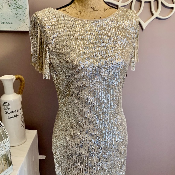 Gorgeous Frank Lyman Sequin dress with fringe Sz M - Picture 16 of 16